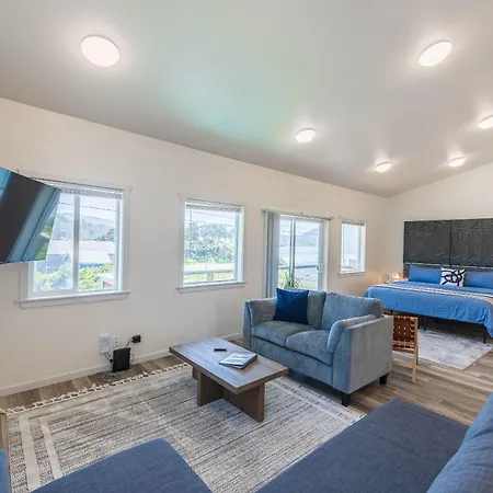#Stayinmydistrict Oceanview Studio Loft Port Orford Exterior photo