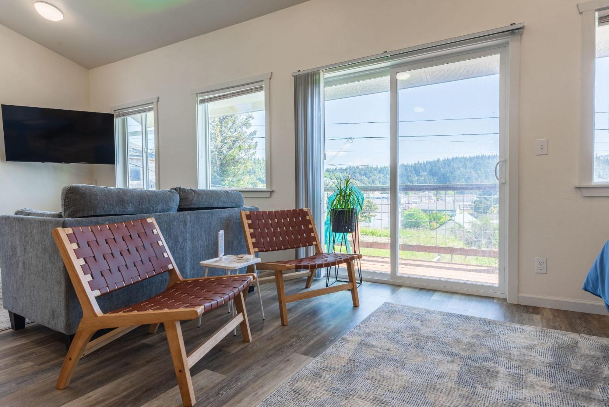 #stayinmydistrict Oceanview Loft Appartement