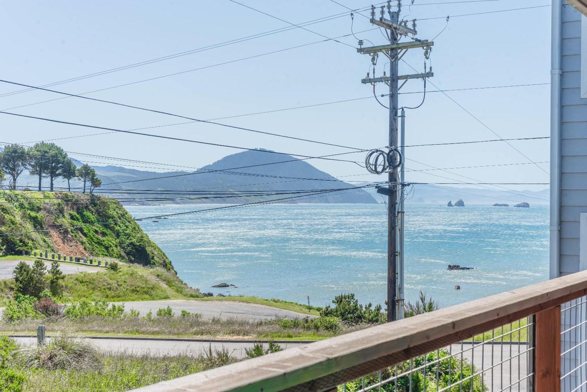 #stayinmydistrict Oceanview Loft Appartement Port Orford
