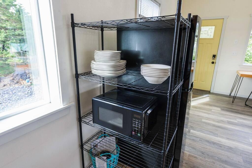 #stayinmydistrict Oceanview Loft * Port Orford