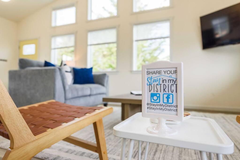 #stayinmydistrict Oceanview Loft Appartement